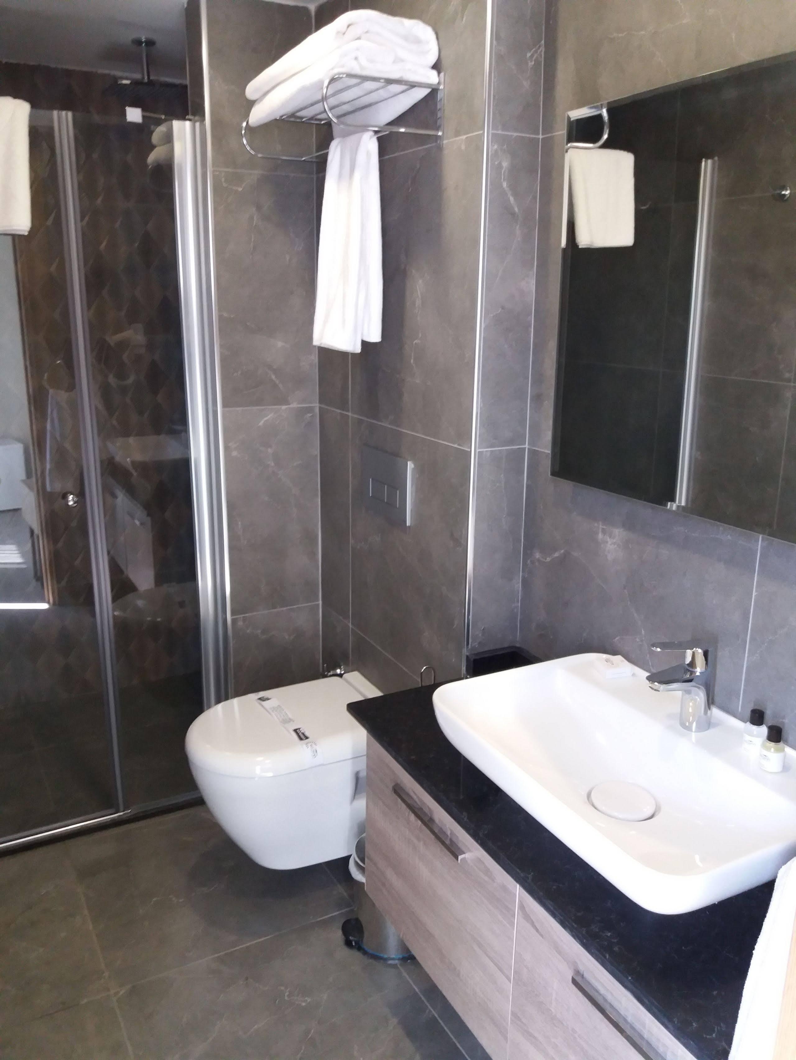 Rodinn Park Hotel Antalya Extérieur photo